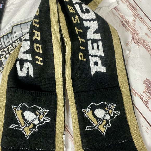 Bundle of Pittsburgh Penguins Gear - Picture 4 of 7